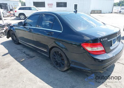 2009 Mercedes-Benz C 300 Luxury 4Matic/Sport 4Matic from USA, damaged, VIN WDDGF81X39R085163